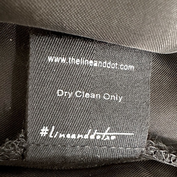 NWT Line & Dot Blouse with Tie Front Black Size Small - Picture 11 of 16